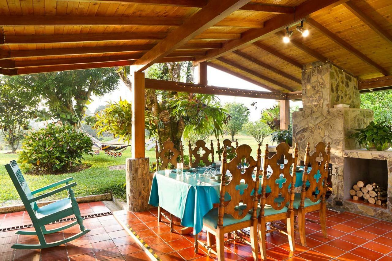 La Casa De Piedra Villa Guatapé Eksteriør bilde