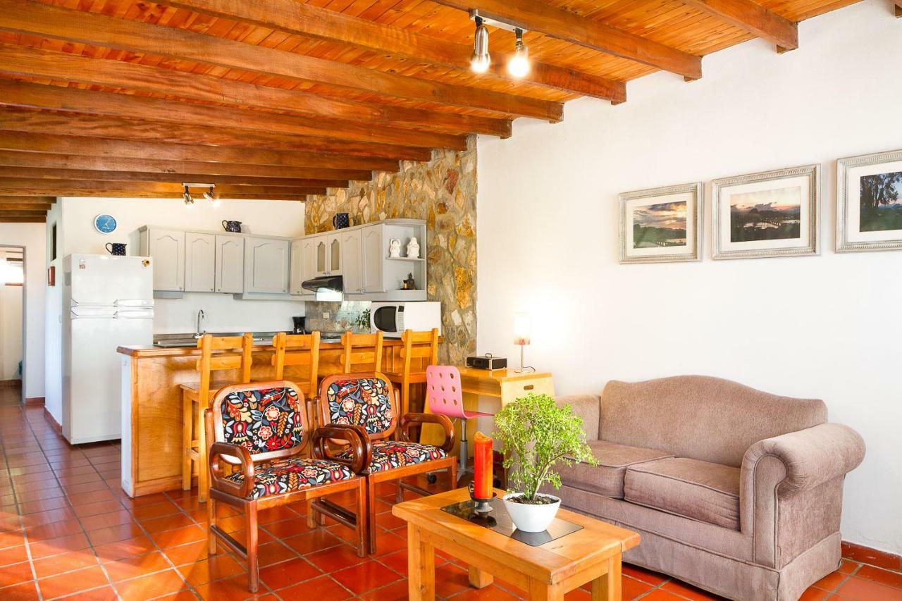 La Casa De Piedra Villa Guatapé Eksteriør bilde